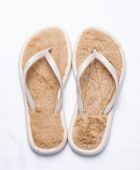 CHINELO FEMININO HALCI PELUCIA REDONDO NUDE