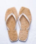 CHINELO FEMININO HALCI PELUCIA QUADRADO NUDE