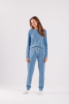 PIJAMA FEMININO MANGA LONGA E CAL&Ccedil;A AZUL FLORES - COR COM AMOR