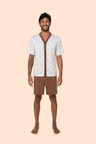 PIJAMA MASCULINO MANGA CURTA COM BOT&Otilde;ES E BERMUDA MARROM - BOCEJINHO